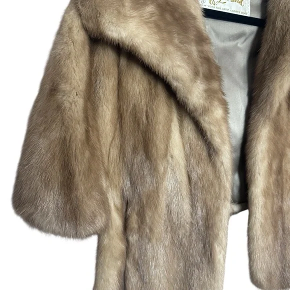 Vintage Mr. Leonard The New York Fur Shop of South Bend Brown Mink Cape Shawl - Picture 3 of 12